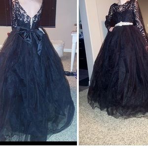 Black gown